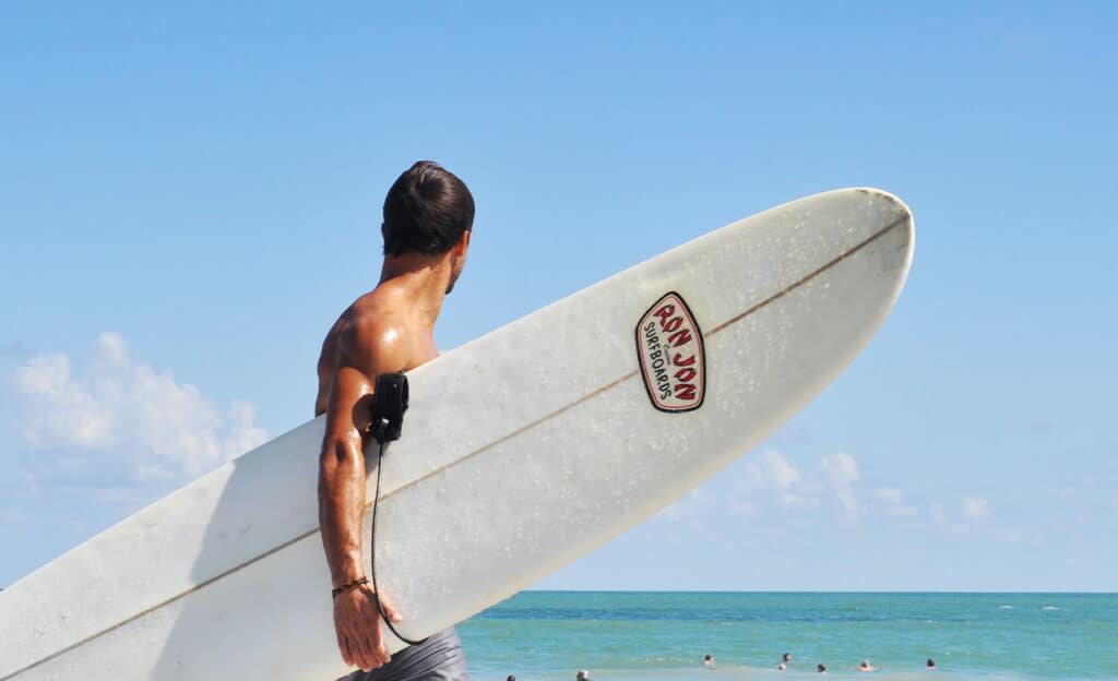 What Is A Surfboard Stringer?